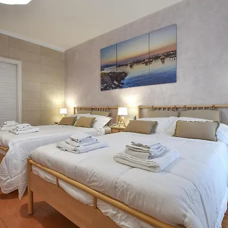 Gorgeous In Santalfio With Sauna Sant'Alfio
